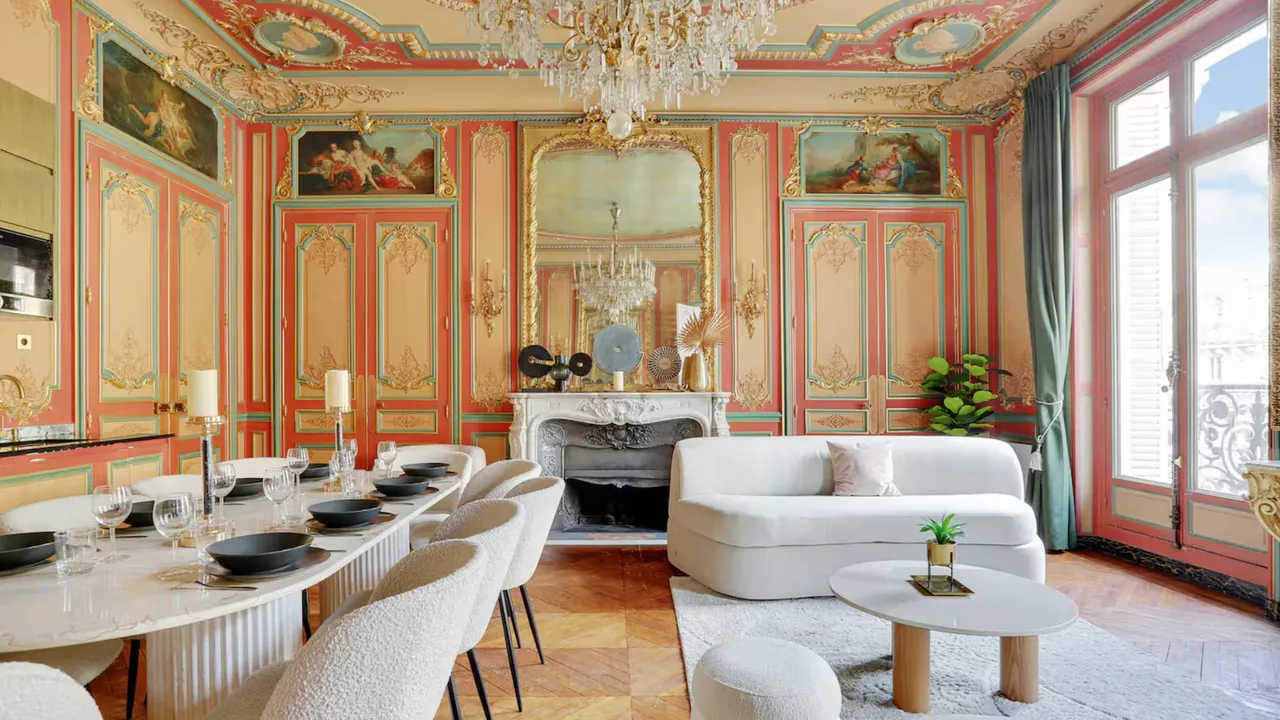 أفضل أماكن الإقامة على Airbnb التي يحجزها محررونا لعام 2026