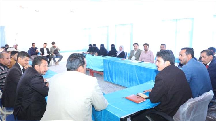 مناقشة الاستعدادات لإجراء الاختبارات الفصلية لطلاب المعهد التقني والصناعي بمأرب