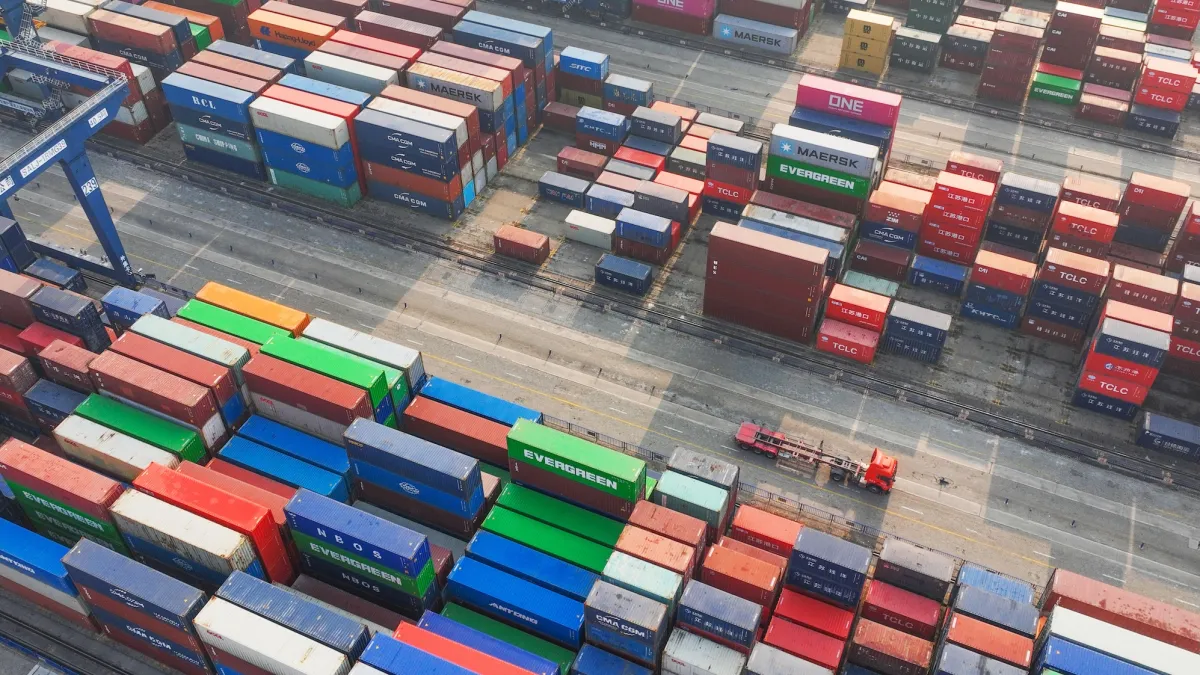 شركة تكنولوجيا الشحن الأمريكية تكشف علنًا عن أنظمتها وبيانات عملائها