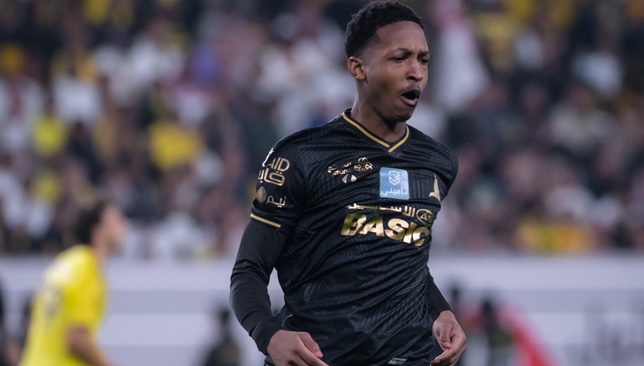 التفاصيل الكاملة لصفقة انتقال مراد هوساوي إلى الهلال - سبورت 360