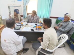 اخبار المناطق – تسليم موقع مشروع نظام الطاقة الشمسية للعيادة الصحية في تاربه البلاد من قبل المدير