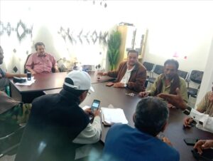 اخبار المناطق – مدير عام مديرية لودر يقوم بزيارة مستشفى لودر السنة ويدعا بتعزيز الدعم للقطاع الصحي