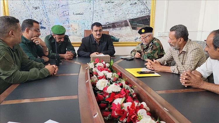 اللجنة الأمنية بالمنصورة تشدد على رفع الجاهزية والتعامل الحازم مع أي محاولات لزعزعة السكينة