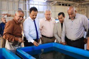 اخبار عدن – الوكيل لحمر يتفقد تقدم العمل في مركز تربية الأحياء البحرية واستزراع الأسماك