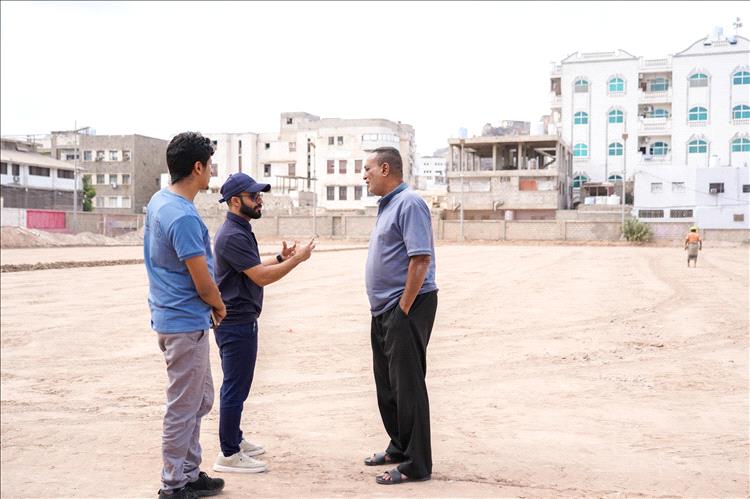 بن جرادي يؤكد حرص السلطة المحلية بصيرة على تأهيل ملعب الهوكي