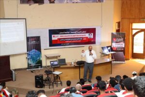 اخبار عدن – جامعة عدن تنظم ورشة متخصصة في أنظمة تخزين الطاقة باستخدام البطاريات في كلية الهندسة