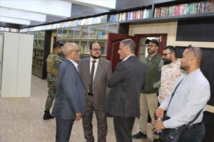 اخبار عدن – رئيس هيئة التفتيش القضائي يزور محكمة استئناف عدن ويؤكد على أهمية الانضباط في العمل