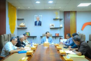 اخبار عدن – محافظ عدن يبرز أهمية تعزيز الرقابة الميدانية ومراقبة الأسواق وحظر الاحتكار.