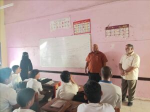 اخبار عدن – مدير تربية صيرة يقوم بزيارة لتفقد سير المنظومة التعليمية في مدرسة باحميش