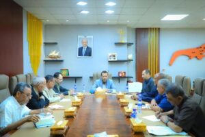 اخبار عدن – وزير الدولة محافظ عدن يدعا بزيادة الجهود لتحسين خدمات المياه