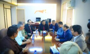 اخبار عدن – وزير الدولة ومحافظ عدن يتباحثان في تحسين أداء صندوق النظافة ومستجدات أوضاع الكهرباء