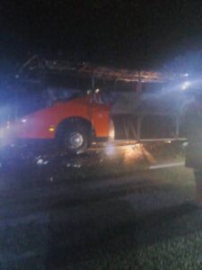 اخبار وردت الآن: حريق في حافلة تابعة لشركة البركة بشقرة دون وقوع إصابات والأجهزة الأمنية تتولى السيطرة