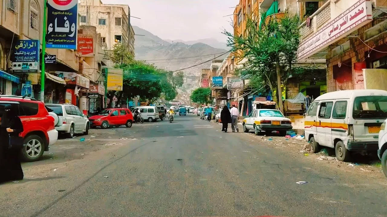 ارتفاع المضاربة في تعز عدم استقرار نقدي وقلة الرقابة