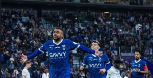 التشكيلة المرتقبة للهلال السعودي ضد الفتح.. توقيت المباراة والقنوات الناقلة