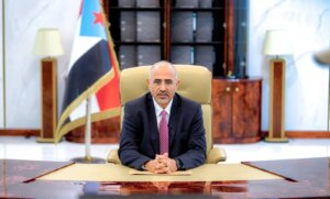 المجلس الانتقالي يعلن عن فترة انتقالية وسط رفض حكومي وتدخل سعودي