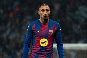 الهلال يعرض صفقة للتعاقد مع لاعب بارز من برشلونة