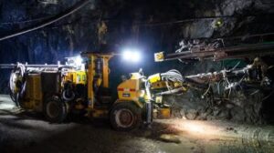 تبدأ العاصفة الفضية عمليات الحفر على عمق 6000 متر في منجم لا باريلا للفضة