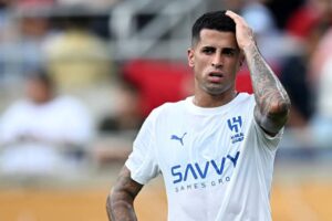 رأي الهلال في انيوزقال كانسيلو إلى إنيوزر ميلان