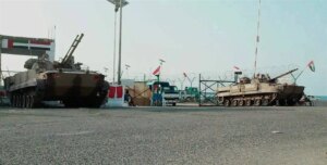 ضغوط من السعودية تدفع الإمارات للتراجع عن سقطرى.. تصاعد التوتر بين الجانبين في الجزيرة – شاشوف