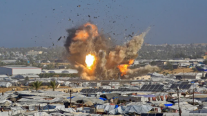 غزة تتعرض للقصف مرة أخرى وحكومة صنعاء تشير إلى تصعيد خطير – شاشوف