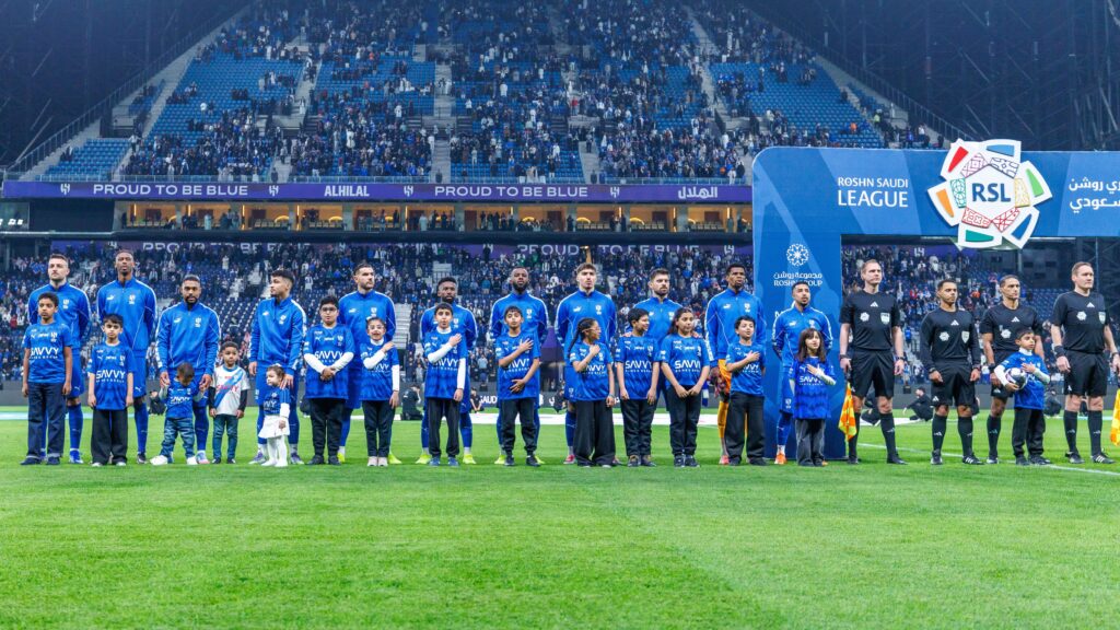 فيديو | خطوات ثابتة نحو صدارة النصر .. الهلال يهرب من فخ الخلود وينتصر بثلاثية | العربية Goal.com