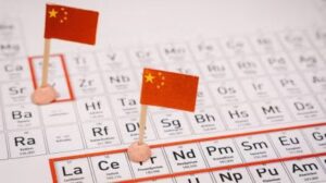 قوة العناصر النادرة: هل يمكن لأوروبا أن تتخلص من اعتمادها على الصين؟