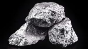 كيوت سيلفر توقع على خطاب النية للاستحواذ على SMRL كاميلّا