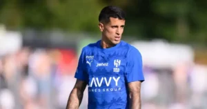 لغز صفقة كانسيلو يت intensify: إنيوزر يعلن التفاصيل وبرشلونة يؤجل البيان والهلال يتعرض لأضرار! | البطريق نيوز