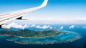 ما هو التخفي في السفر؟ حيلة الطيران “المدينة المخفية” المثيرة للجدل التي تكرهها شركات الطيران