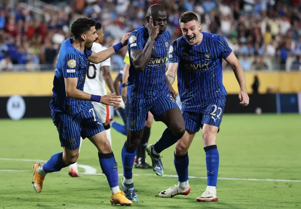 ما القناة الناقلة لمباراة الهلال ضد الحزم وأين تشاهد مباريات الدوري السعودي؟ - 365Scores