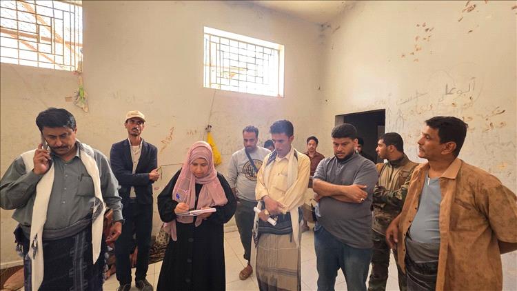 اللجنة الوطنية للتحقيق تعاين سجن البحث الجنائي ومراكز الاحتجاز في عدد من المعسكرات بشبوة