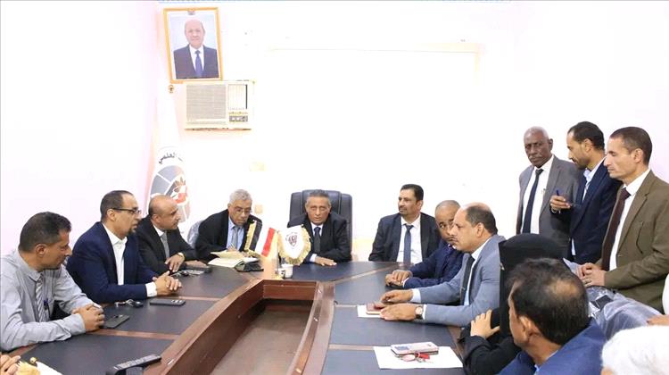 القدسي يترأس اجتماع مجلس وزارة التعليم العالي ويوجه بانتهاج الشفافية والعمل بروح الفريق الواحد لمواجهة التحديات