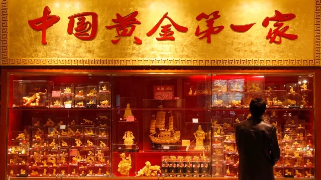 انفجار فقاعة الذهب في الصين كيف تحوّلت الملاذات الآمنة إلى