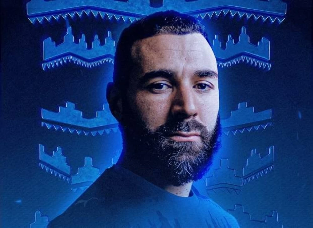 كريم بنزيما لاعب الهلال السعودي