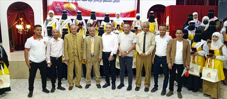 تكريم الطالبات الفائزات ببرنامج