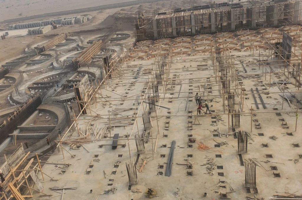 حكومة صنعاء تكشف عن خطة جديدة لتنشيط المنطقة الصناعية في