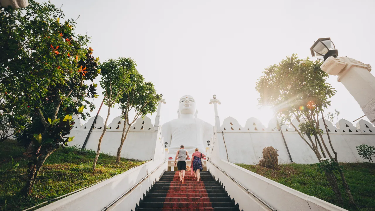 سريلانكا تطلق تأشيرة جديدة للعاملين عن بُعد الذين يتقاضون 2000