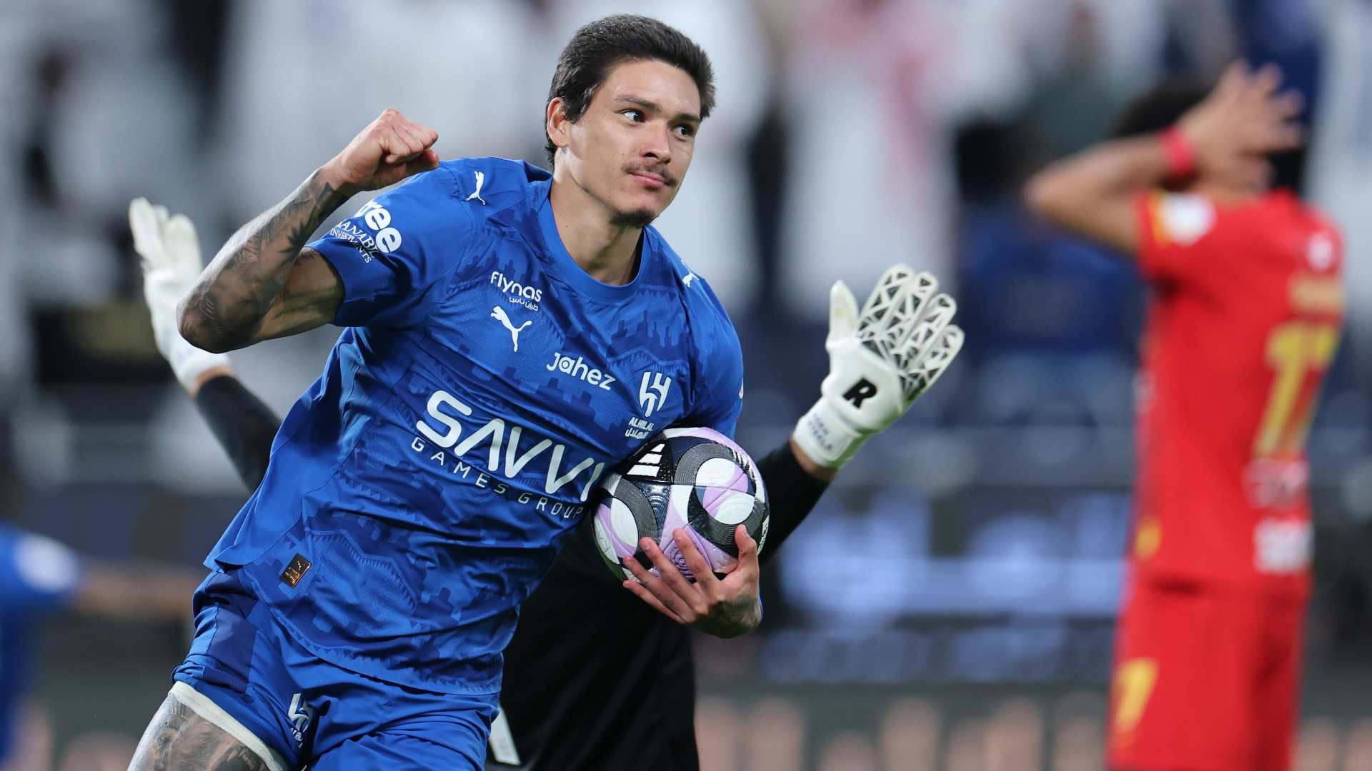 شباب أهلي دبي crest