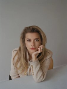 VC ماشا بوتشر، زميلة إيبستين ومؤسسة داي وان، تشرح موقفها