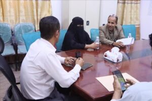 اخبار المناطق – العمودي يلتقي بلجنة من وزارة الرعاية الطبية لمراجعة أداء الأطباء والكوادر الأجنبية في المستشفى