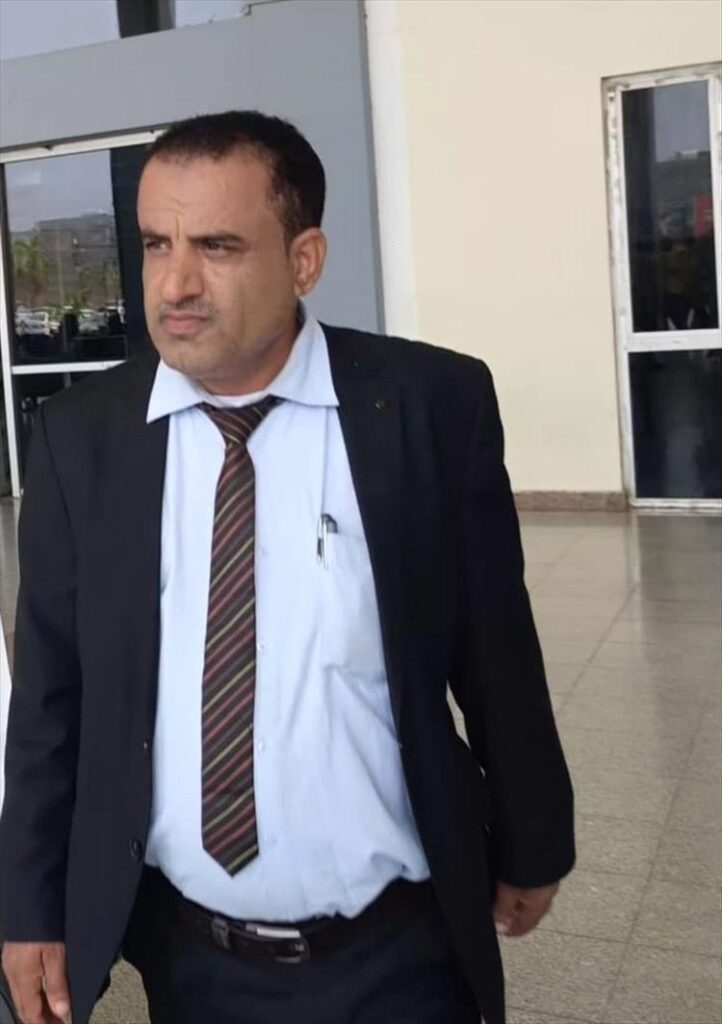 بمبادرة وفاء وعرفان.. مؤسسة الجبل التنموية تدعم 1700 أسرة من أسر الشهداء في ردفان بسلال رمضانية