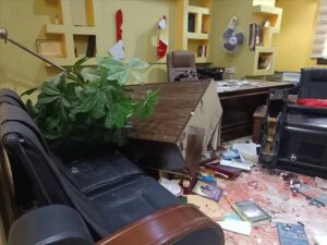 اخبار عدن – اللواء ناصر الفضلي يندد بت الهجوم على صحيفة عدن الغد وتدميرها