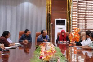 اخبار عدن – المدير السنة لخورمكسر يلتقي فريق التقييم الميداني المعين من قبل المحافظ لمشروع المسح.