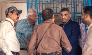 اخبار عدن – بدء بيع اللحوم بأسعار مخفضة في المدينة