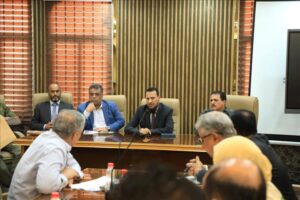 اخبار عدن – برئاسة عبدالرحمن شيخ.. اللجنة التنفيذية في عدن تناقش الاستعدادات الخدمية وتوافق على إجراءات صارمة ل