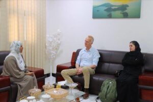 اخبار عدن – زيارة خبيرة برنامج الأمم المتحدة الإنمائي ميساء عدنان لتقييم احتياجات الجهاز المركزي للإحصاء