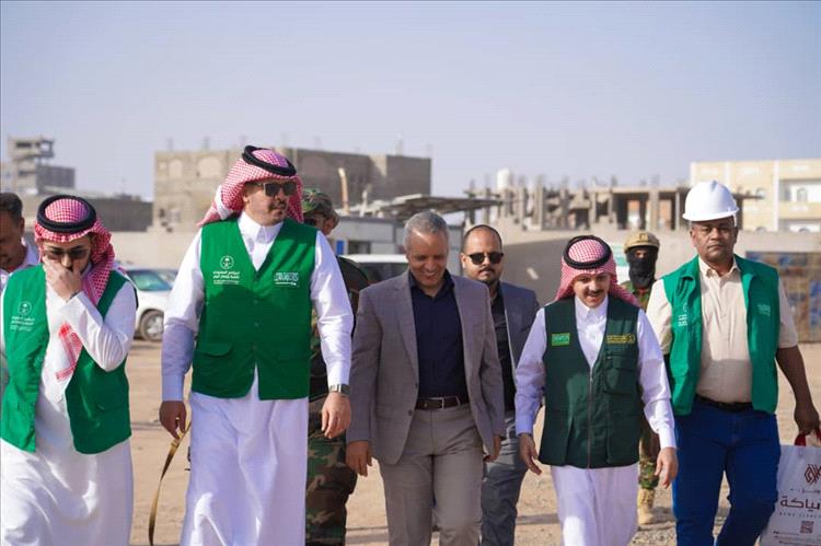 اخبار عدن – وزير الشؤون الاجتماعية مختار اليافعي يقوم بزيارة لمشروع مركز تأهيل الأطفال ذوي الإعاقة