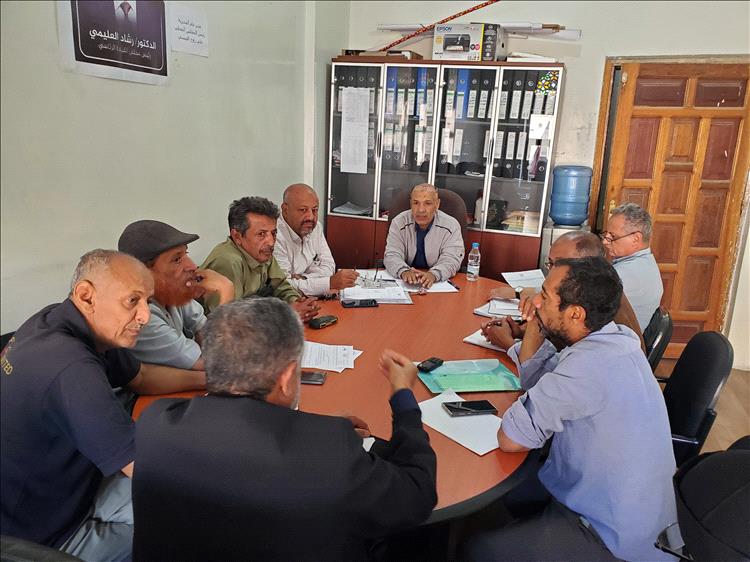 أخبار المحافظات - تنفيذي حيفان يناقش تقارير الانجاز وخطة العمل السنوية