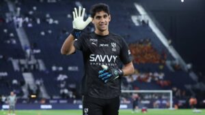 الهلال يعلن غياب بونو عن التدريبات بسبب خضوعه لجلسة علاج للكتف