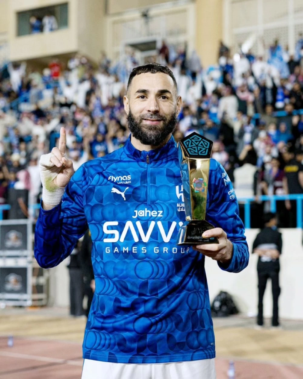 النجم الهلالي كريما بنزيما.